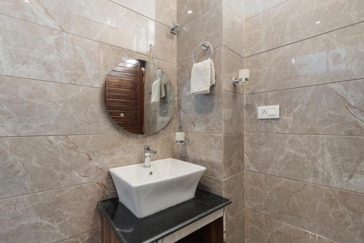 Saffronstays Asher House, デヘラードゥーン エクステリア 写真